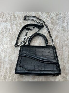 Zara Black Croc-Embossed Mini Top-Handle Crossbody Bag with Chain Strap